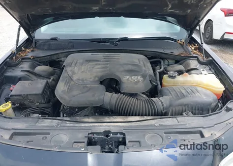 2015 Chrysler 300C z USA, uszkodzony, nr VIN 2C3CCAEG2FH760245